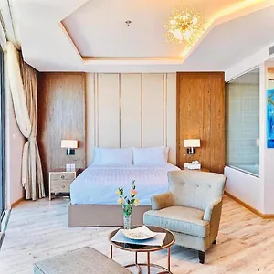 Panorama Condotel Нячанг